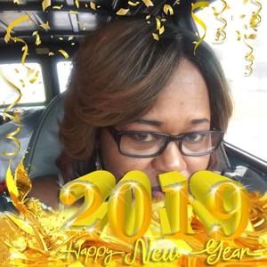 Meet your Posher, Roxanne